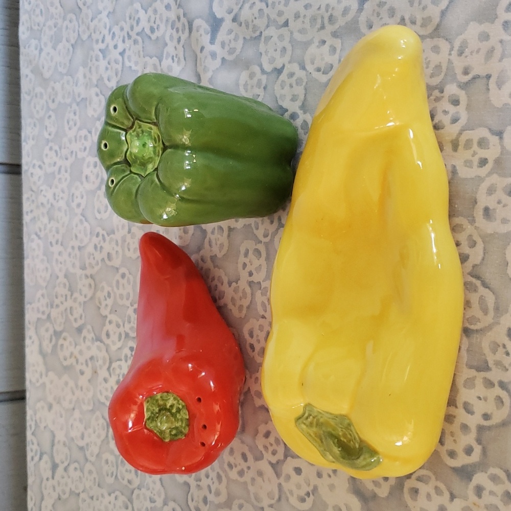 Salt and Pepper Hearth and Home Designs Chilli Salt and Pepper Chile Sal y Pimie
